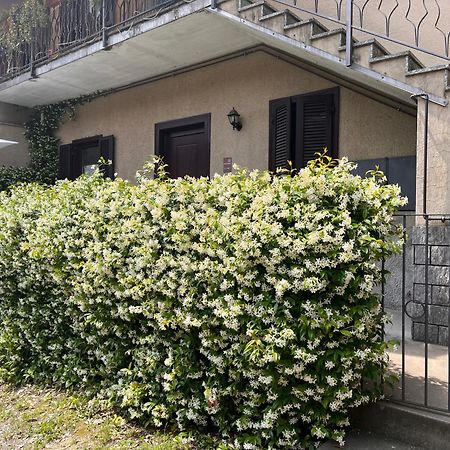 Il Cortile Como Single & Double Room In Apartment No Hotel Zewnętrze zdjęcie
