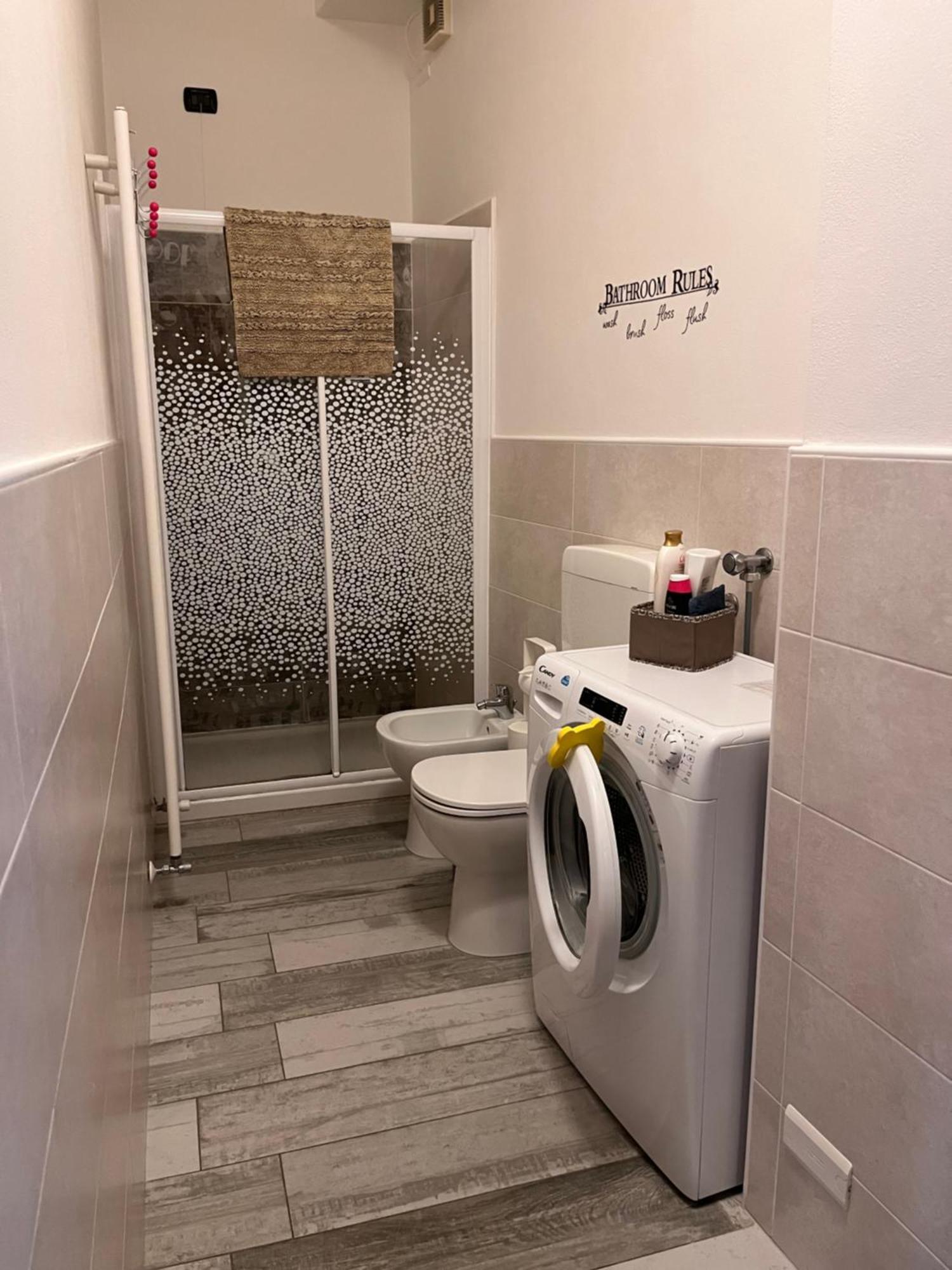 Il Cortile Como Single & Double Room In Apartment No Hotel Zewnętrze zdjęcie