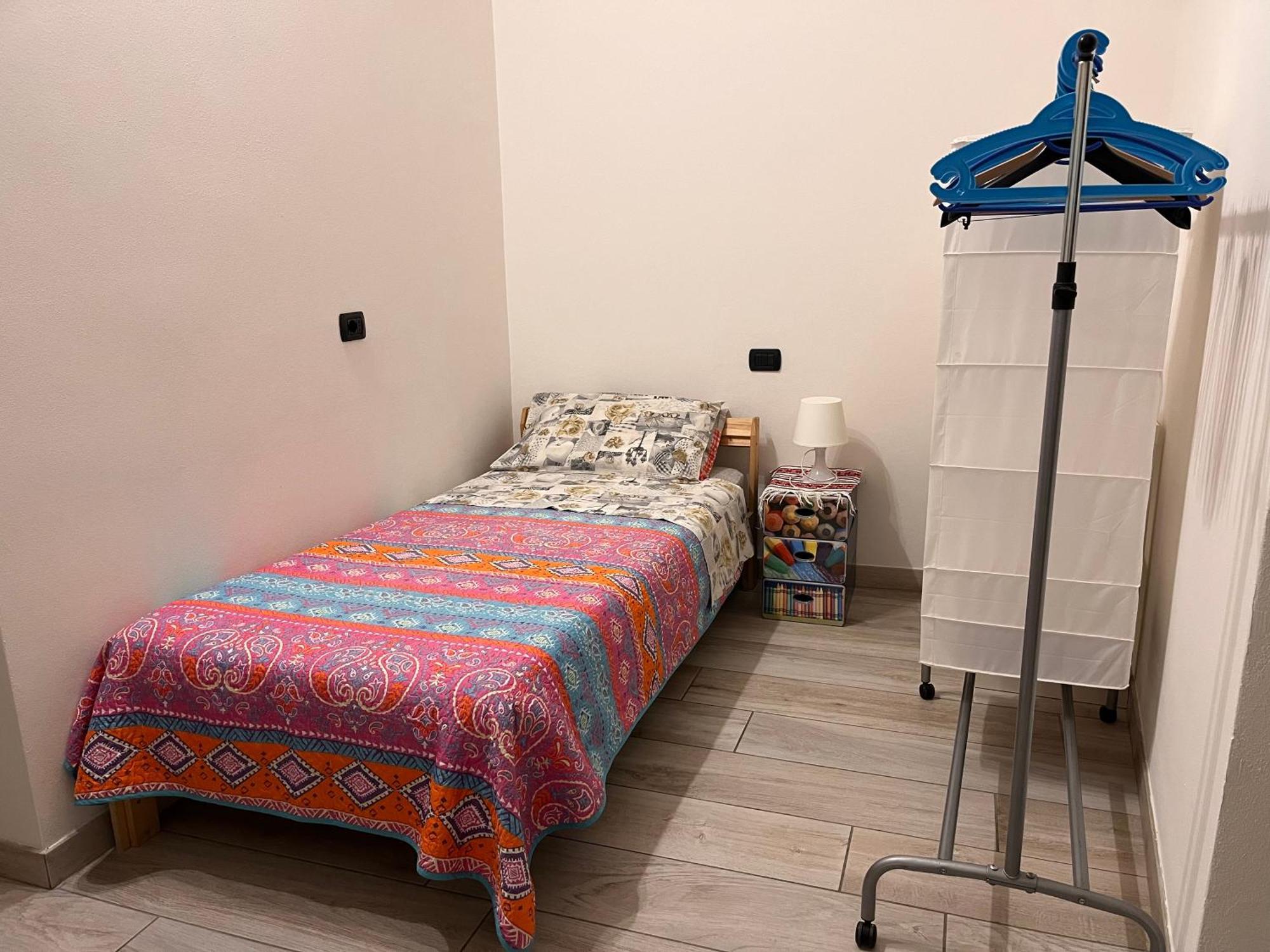 Il Cortile Como Single & Double Room In Apartment No Hotel Zewnętrze zdjęcie